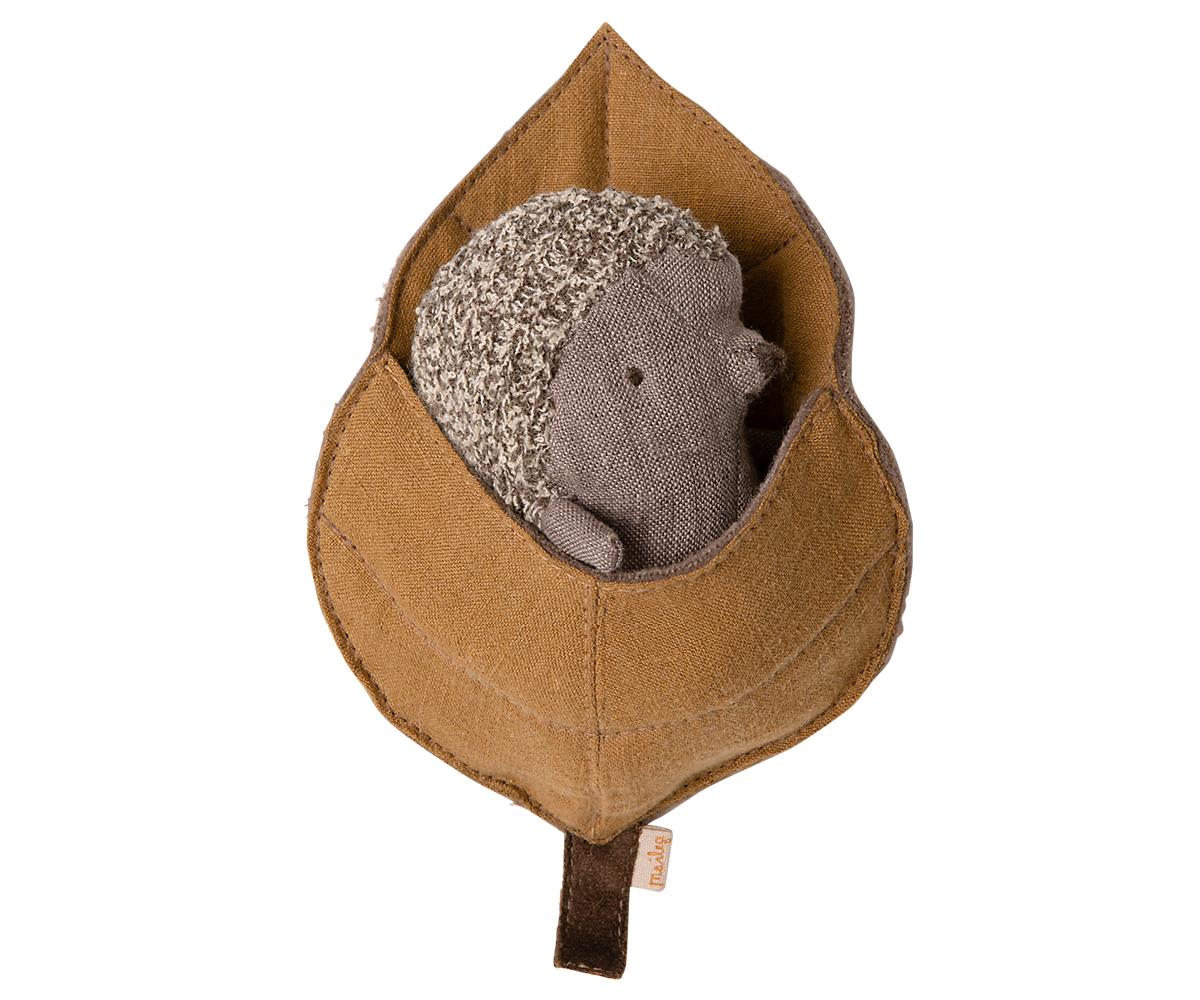 Süße Geschichte Mit Einem Netten Ketten Baby Süße Geschichte Mit Einem Netten Ketten Baby